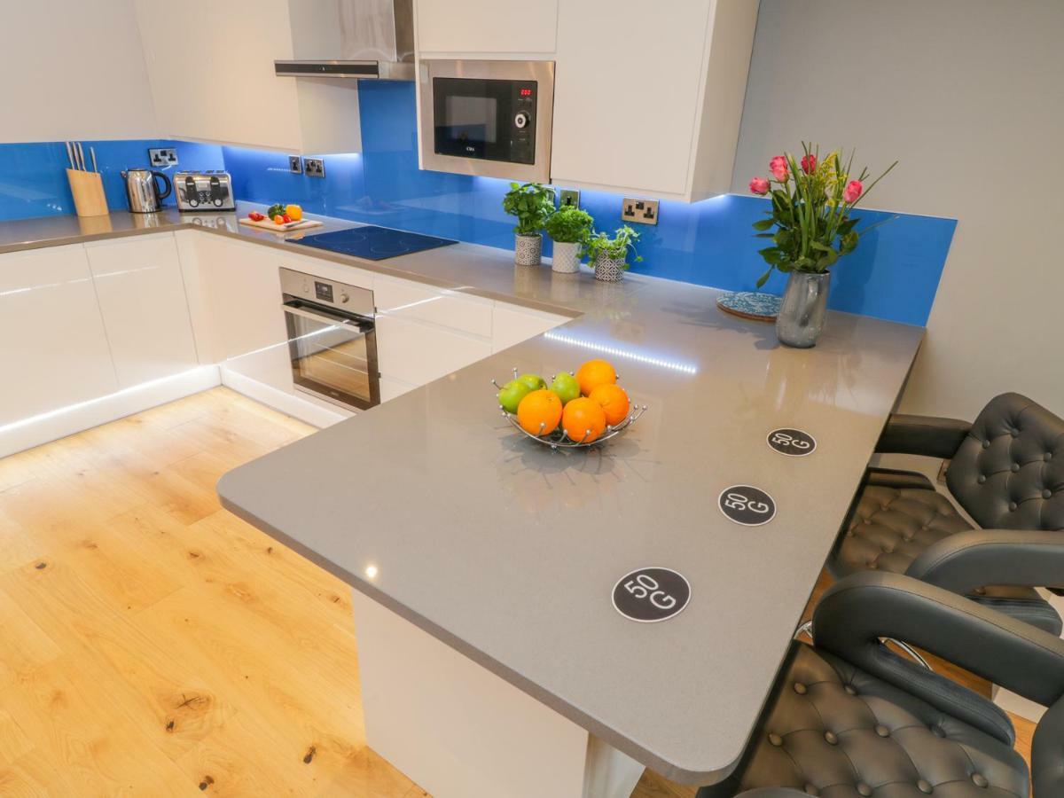 Blue Peter Engine Shed Apartment Whitby Exterior foto